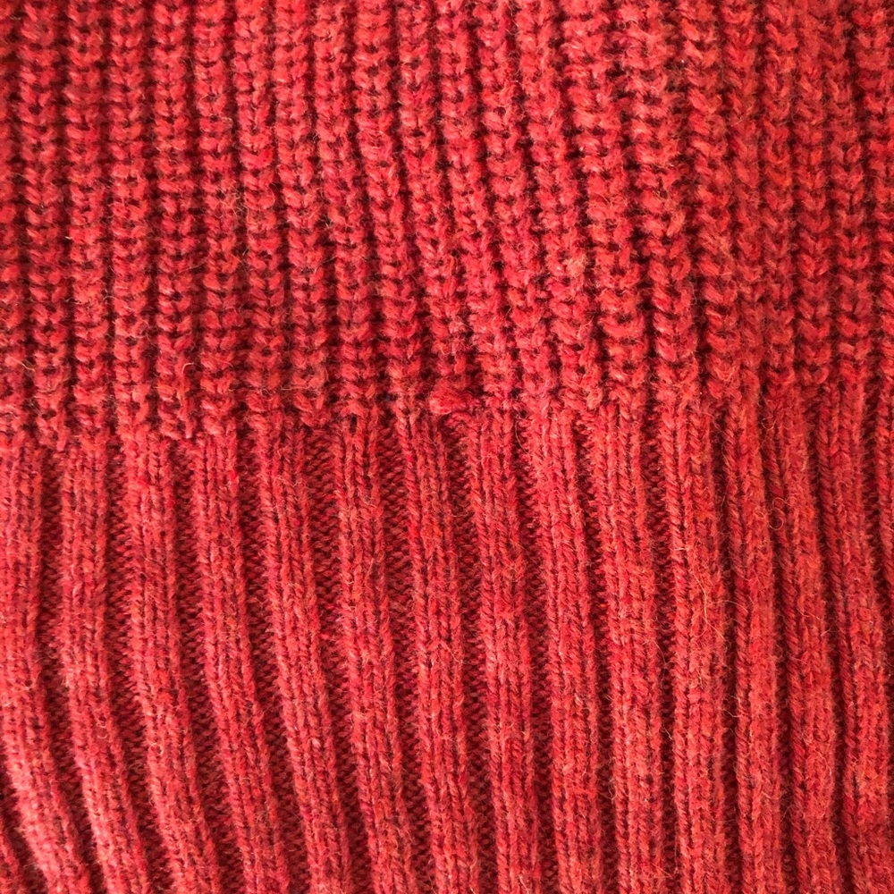 BP sweater - Picture 4 of 4